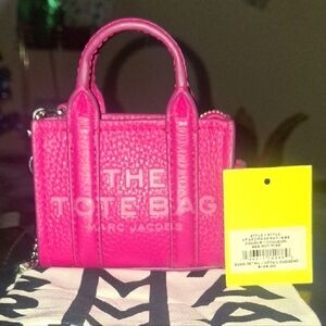 Marc Jacobs Tote Charm "Hot Pink"